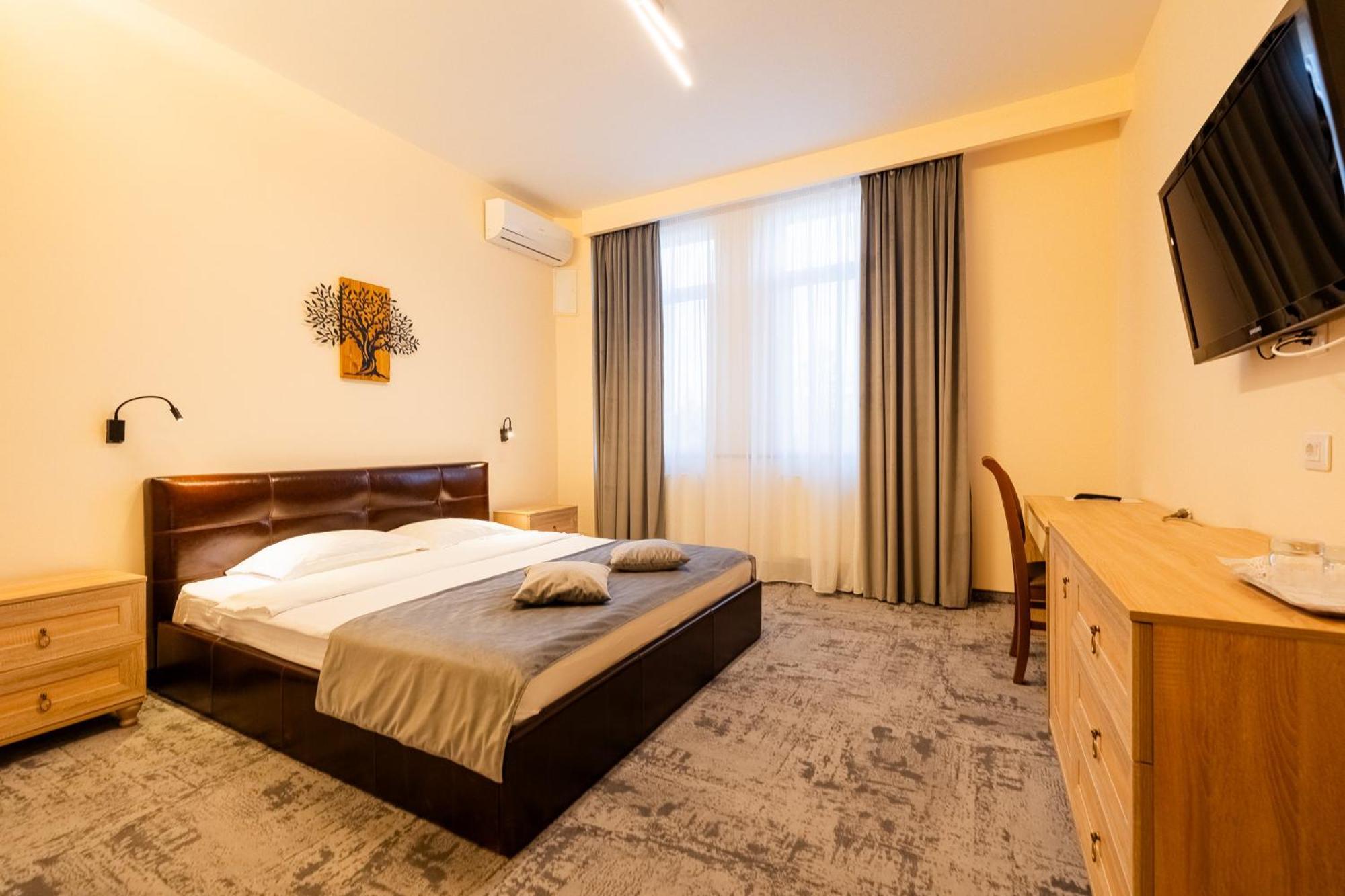 Pensiunea Floarea Soarelui Braşov Exterior foto